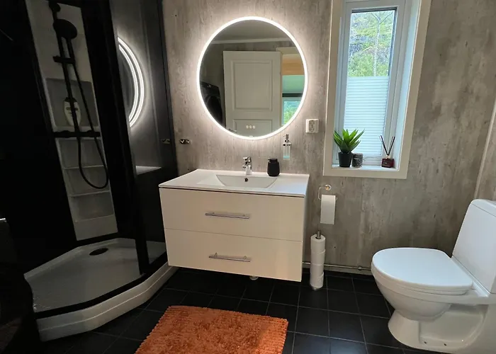 Lofoten And Vesteralen Kveldro * Myrland